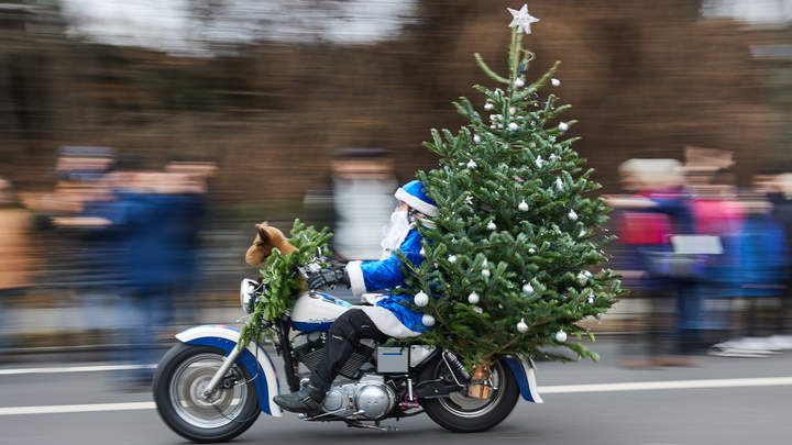 Как это Санта-Клауса не существует? Неосторожное слово в английской школе обернулось скандалом