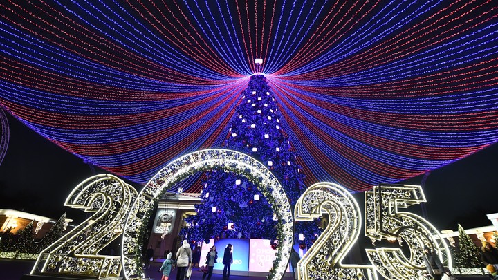 Легендарные московские плюшки появились на площадках проекта Зима в Москве