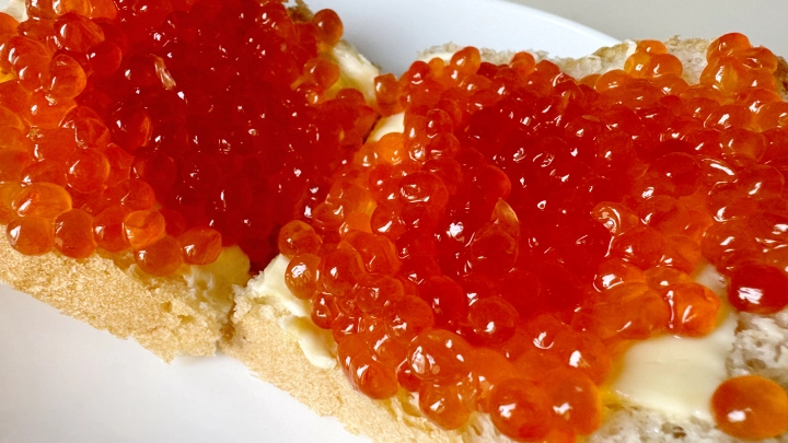 Педиатр назвал возраст, когда детям можно красную икру Педиатр назвал возраст, когда детям можно красную икру