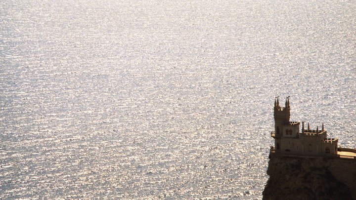 Американский журналист назвал желание Запада освободить Крым абсурдом