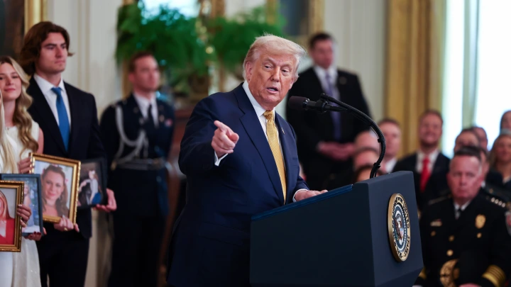 Bild: это канцлер Мерц убедил Трампа помогать Украине