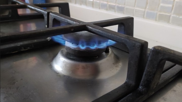 Экономика Франции рухнет без русского газа: Безрадостный прогноз Минфина страны