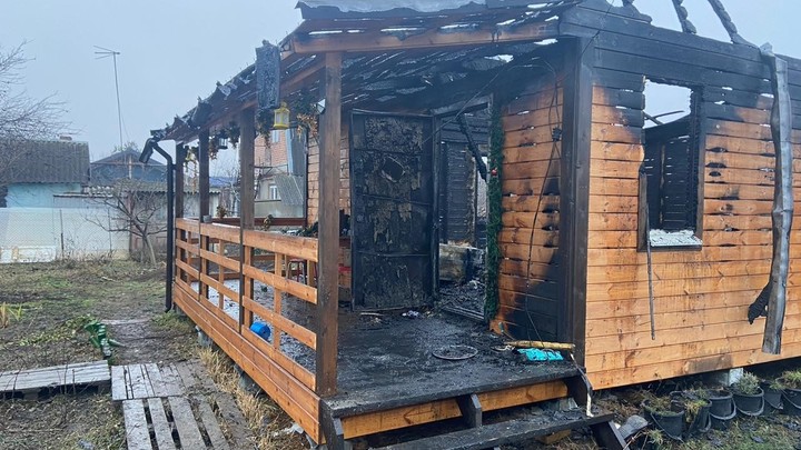 Пенсионерка погибла во время пожара в частном доме в Краснодаре