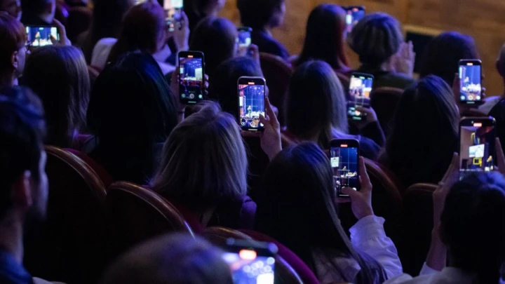 Фото с «убитым блогером Поздняковым» разлетаются в Сети Фото с «убитым блогером Поздняковым» разлетаются в Сети