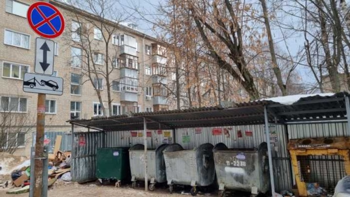 Знаки «Остановка запрещена» появились в Иванове у контейнерных площадок 