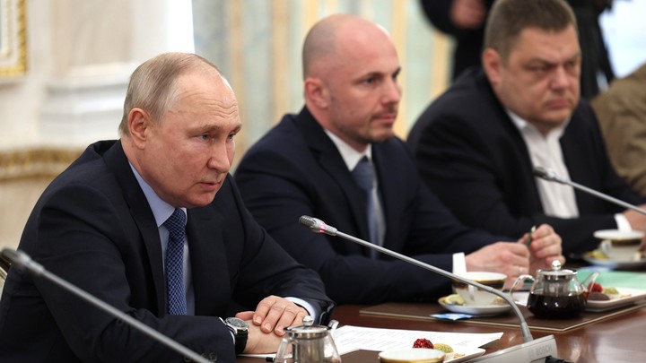 Путин задал риторический вопрос, надо ли России идти на Киев: Могу ответить только я