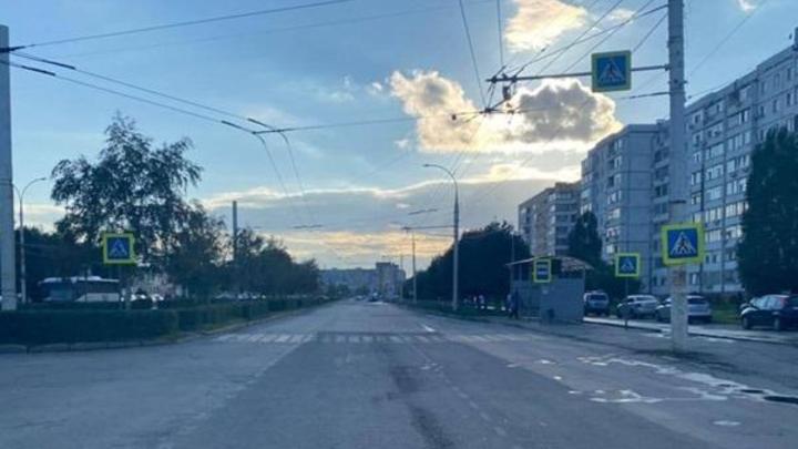 В Ростовской области водитель иномарки сбил 17-летнюю девушку и скрылся