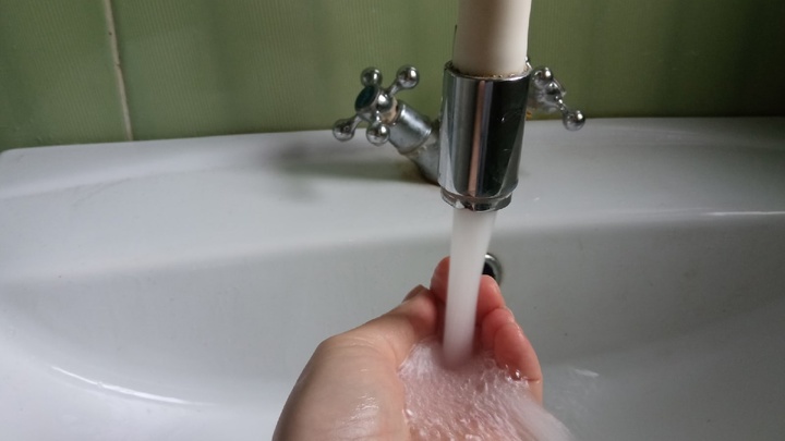 В Роспотребнадзоре назвали города в Ростовской области с самой грязной водой из-под крана