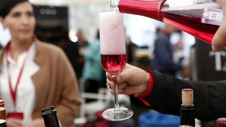 Лучшее из 27: Розовое вино кубанского производителя признано лучшим среди розовых вин России