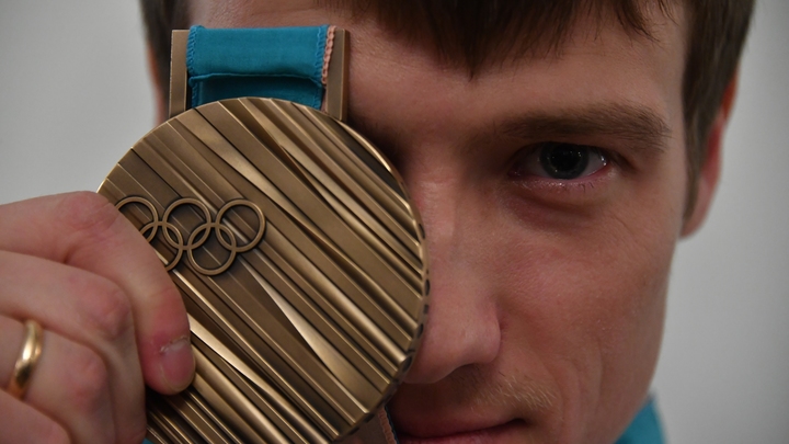 Фристайлист из Подмосковья Илья Буров занял третье место в акробатике на Олимпийских играх в Пекине
