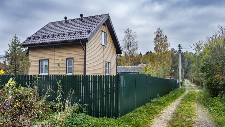 Коттеджи в Подмосковье подорожали на 30%: кто скупает элитную недвижимость