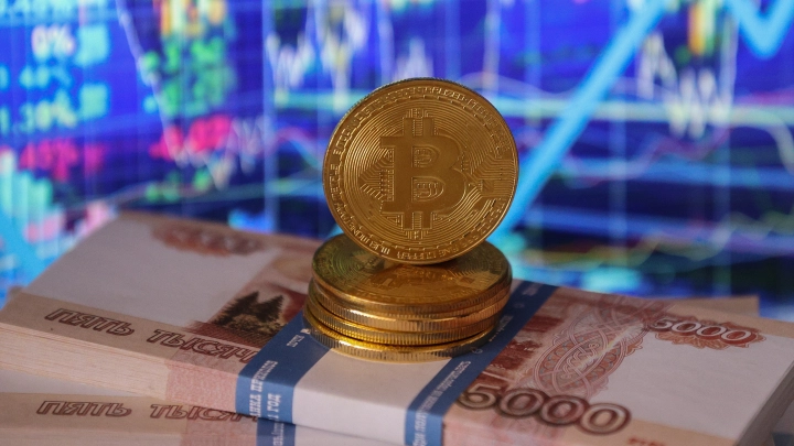 Переход на цифровой рубль отложен: Массовое внедрение на новую валюту перенесено