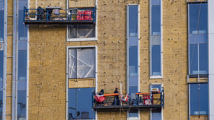 Уже дошло до крови. Депутат выдал ультиматум лоббистам мигрантов