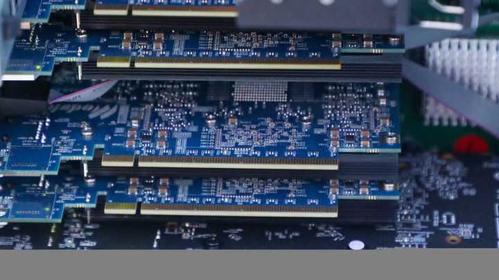 Минпромторг России хочет признать белорусские чипы и платы отечественными