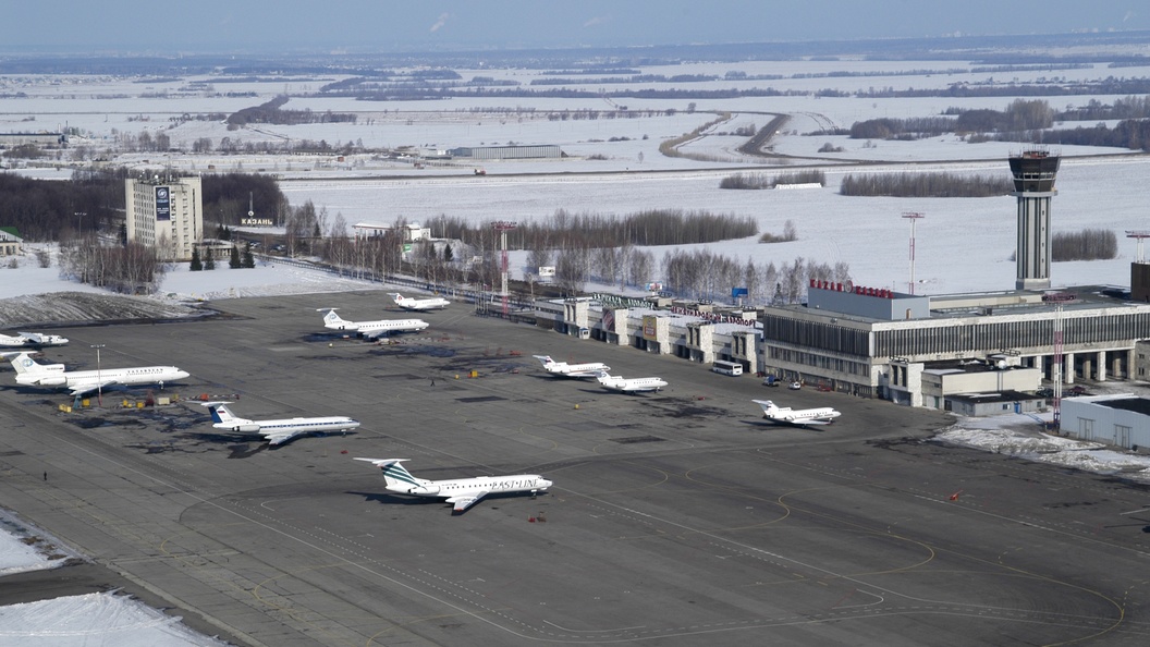 Зеленодольск аэропорт. Старый аэропорт Казань. Аэропорт Чистополь. Татарстан Казань аэропорт. Аэропорт Казань 2 старый.