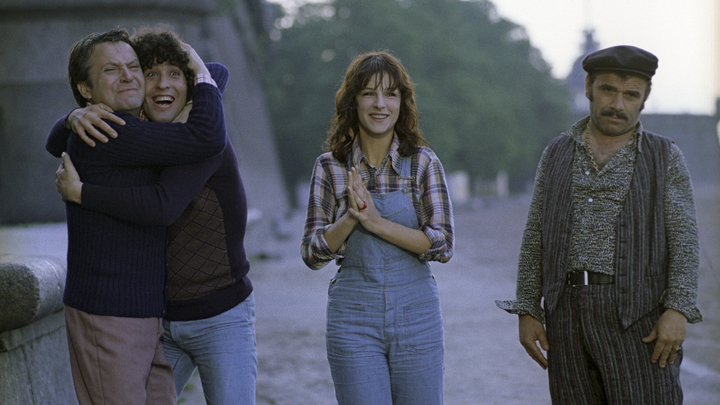 Размеры России изумили иностранца: У вас два часовых пояса? - Боюсь вас напугать, но...