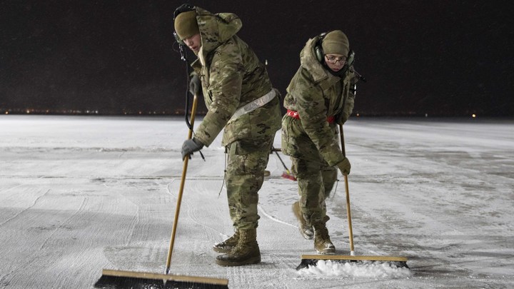 Русский шпион на базе ВВС США в Южной Каролине попал на видео