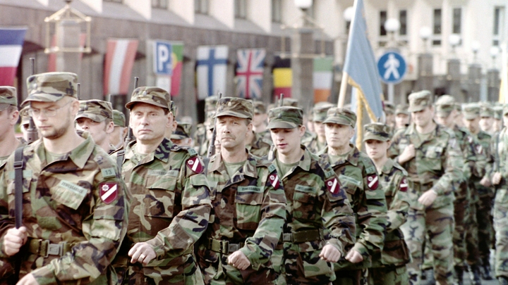 FT: НАТО организует крупнейшие после холодной войны учения против России