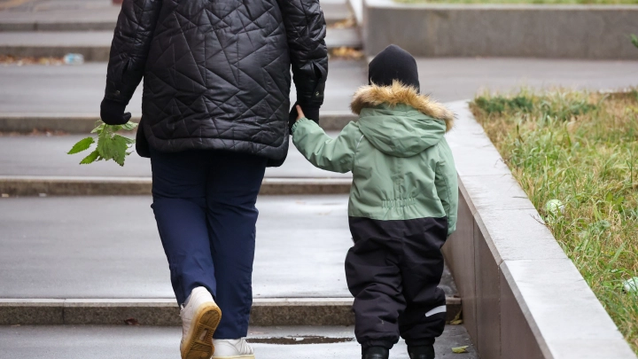 Четверо детей отравились дихлофосом. Пятый - трёхмесячный - задохнулся. Трагедия в Красной Сопке. Что известно