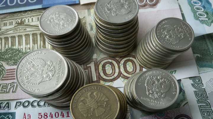 Продюсер Дворцов раскрыл гонорары Александра Петрова за один съёмочный день