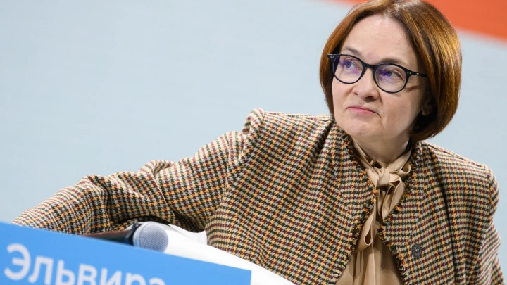 Набиуллину можно не любить, но у неё есть неоспоримый плюс: Силуанову и Решетникову посоветовали брать пример