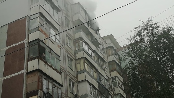 На пожаре в многоквартирном доме в Ростове спасено 40 человек