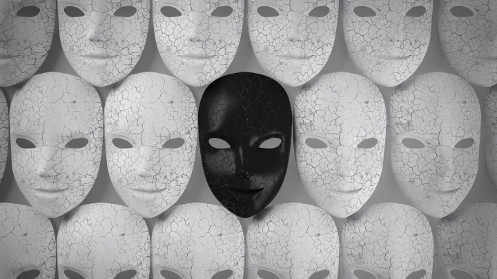 «Мухаммед» привёл на Украину: Арктик не просто зарабатывает в России после побега, но и вредит? «Мухаммед» привёл на Украину: Арктик не просто зарабатывает в России после побега, но и вредит?