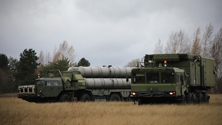 Россия запустила в серийное производство зенитно-ракетную систему С-500 Прометей