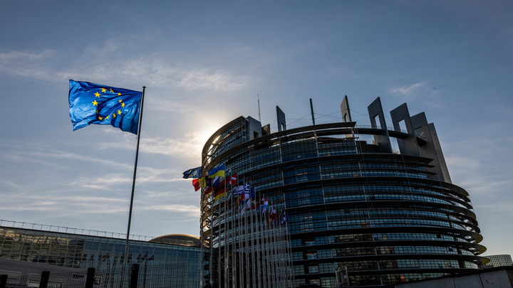 В ЕС утвердили решение о включении обхода санкций в список преступлений наряду с терроризмом