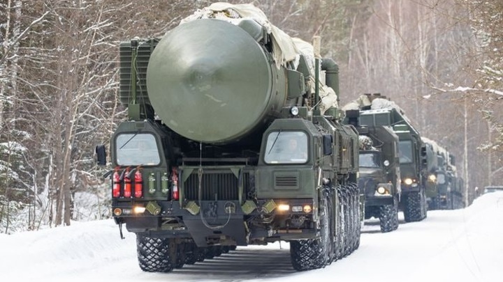 Военный эксперт Игорь Коротченко: ракету Орешник не сможет засечь даже спутниковая разведка