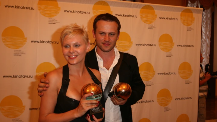 Яна Троянова*: чем знаменита и почему её объявили в международный розыск