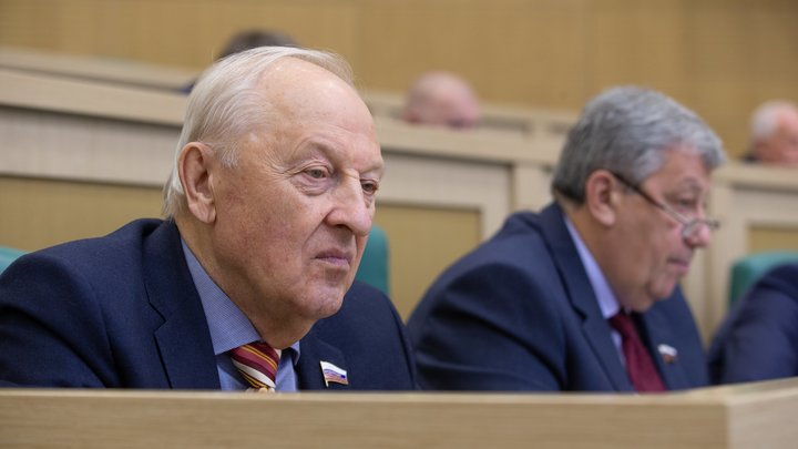 Первый губернатор Свердловской области предложил стрелять педофилов
