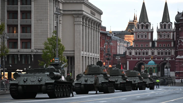 На Парад Победы в Москву может приехать представитель США. Источник назвал имя