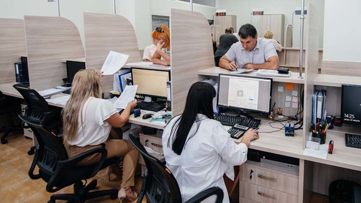 График работы Ростовского водоканала в ноябрьские праздники 2022: когда открыты офисы