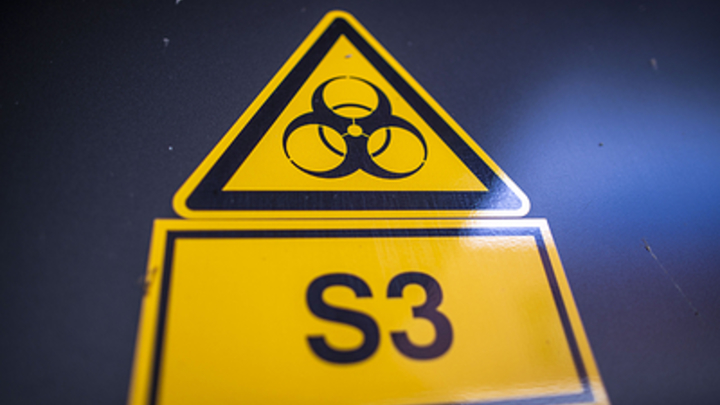 Военкор обнаружил доказательства подготовки США провокации с химоружием на Украине