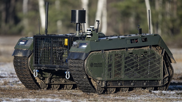 Ценный трофей - русские бойцы захватили эстонский беспилотник THeMIS. Что в нём особенного?