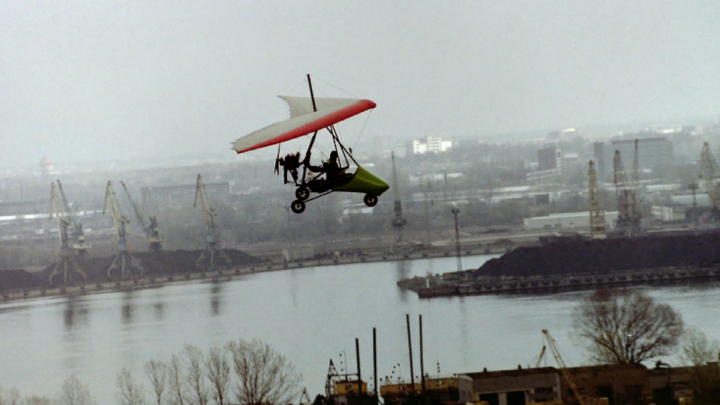 Падение дельтаплана в Звенигороде: Момент крушения попал на камеру