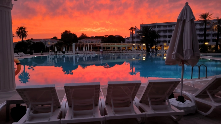 Турки мгновенно отличают русских туристов: 5 привычек, которых нет у европейцев