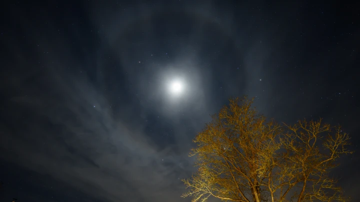 Чёрное кольцо в небе - блогер вышел в эфир и не поверил своим глазам: Может кто-нибудь объяснить?