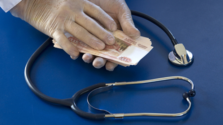 Чиновницу Минздрава Челябинской области задержали за взятку в 500000 рублей