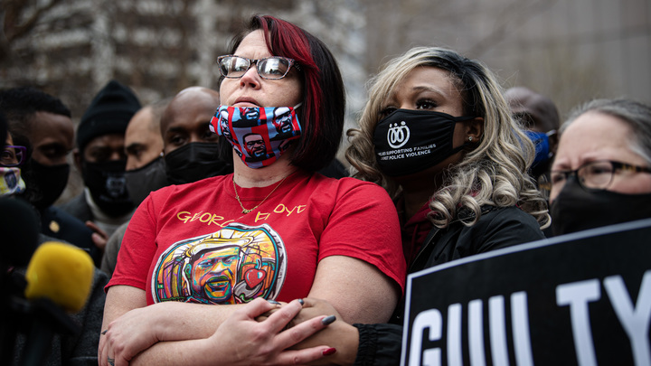 Дело о смерти чернокожего в США обрастает странными особенностями: Если бы у нас такое учудили...