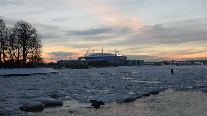 Сын известного бизнесмена провалился под лёд Невы: Тело ищут вторые сутки