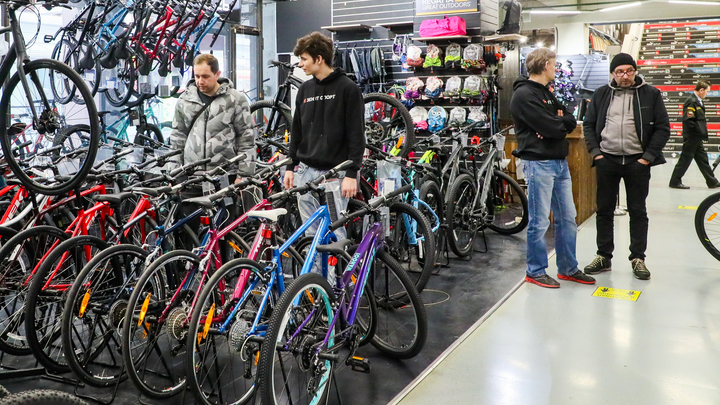 Магазины Decathlon вновь откроются в России в октябре