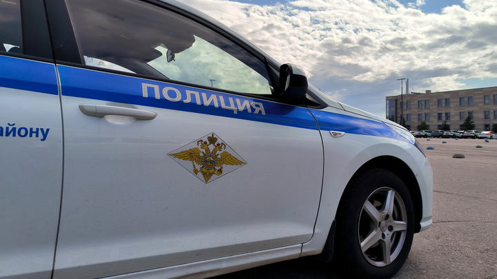 В петербургской студии загара 21-летняя девушка ударила ножом приятеля - Фонтанка