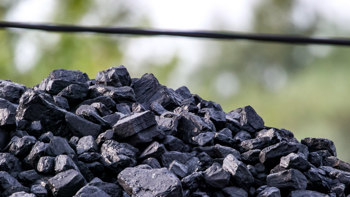 Власти Ефремовки напомнили жителям о праве приобретения льготного угля