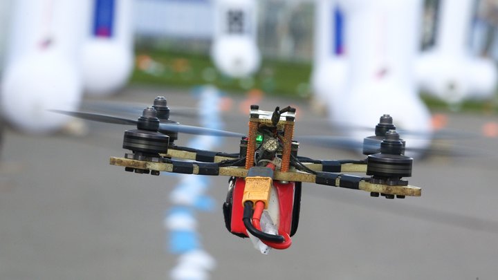 На Украине сообщают о массовой атаке дронов