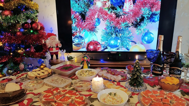 Диетолог призвала не морить себя голодом после новогодних праздников