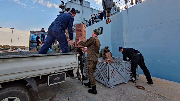 «Королев» и еще пять больших десантных кораблей России прибыли в Сирию