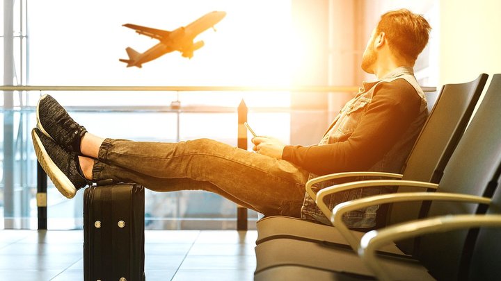 Еврокомиссия утвердила приостановку упрощенного визового режима с Россией