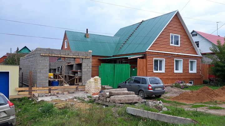 Семье в Курганской области продали дом вместе с котом